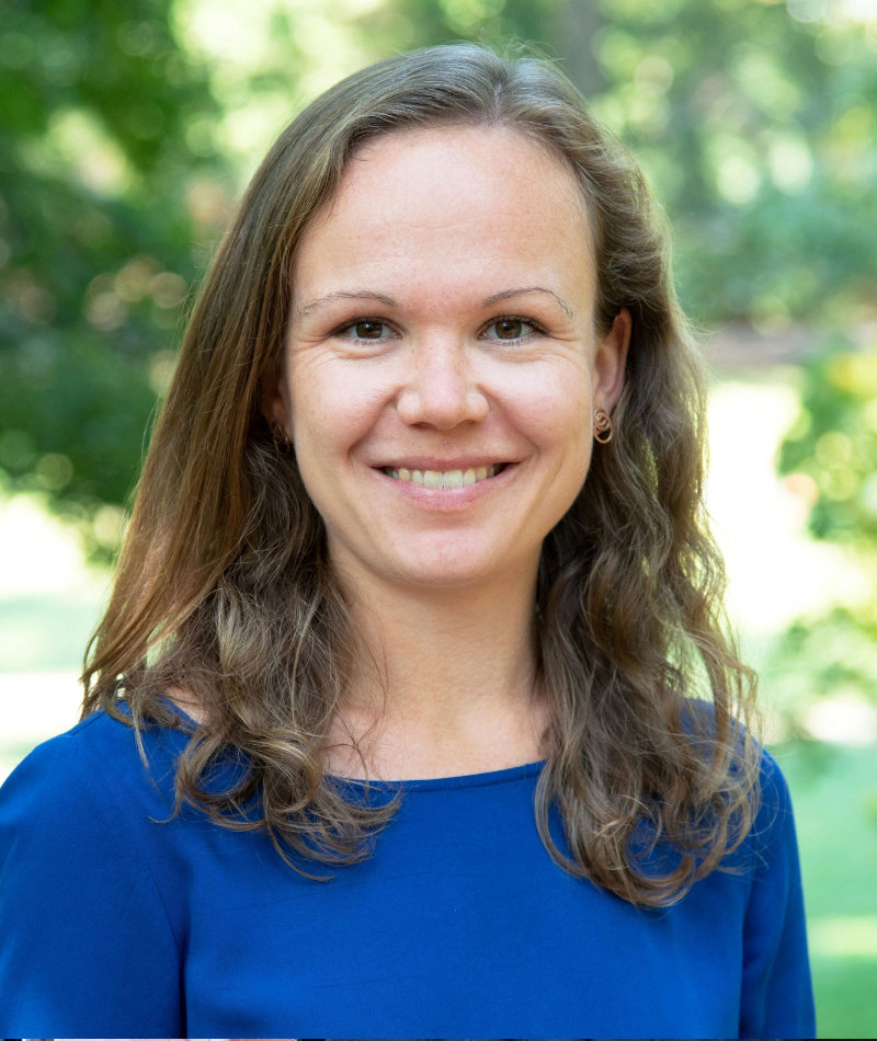 Dr. Alexandra Paulus